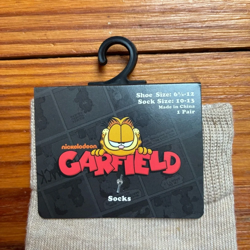 Nickelodeon Beige Garfield Socks, NWT, 6.5-12
